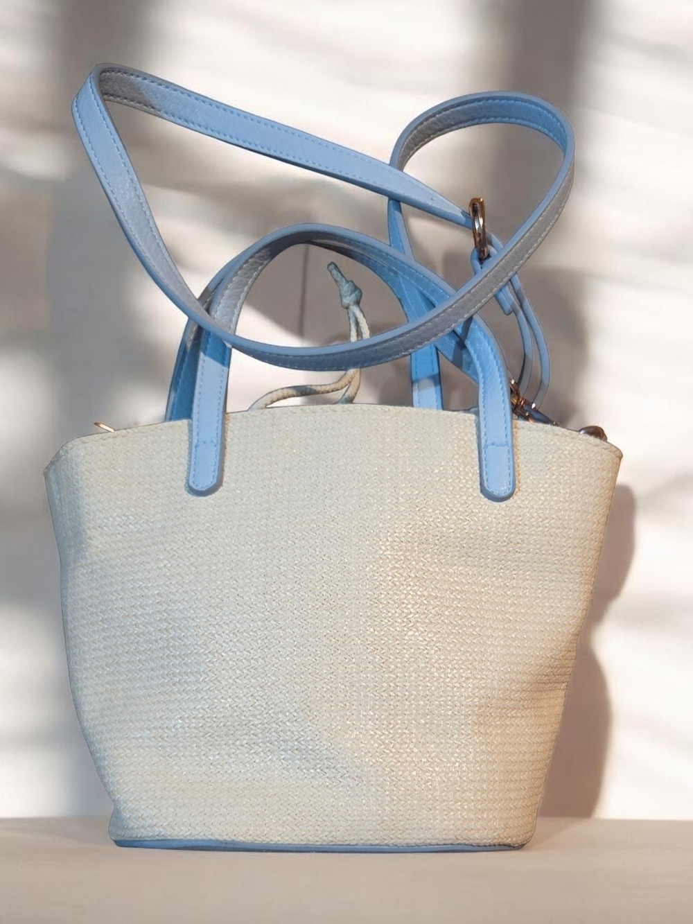 Straw & Light Blue Leatherette Tote Bag ♡ - Picture 2 of 4
